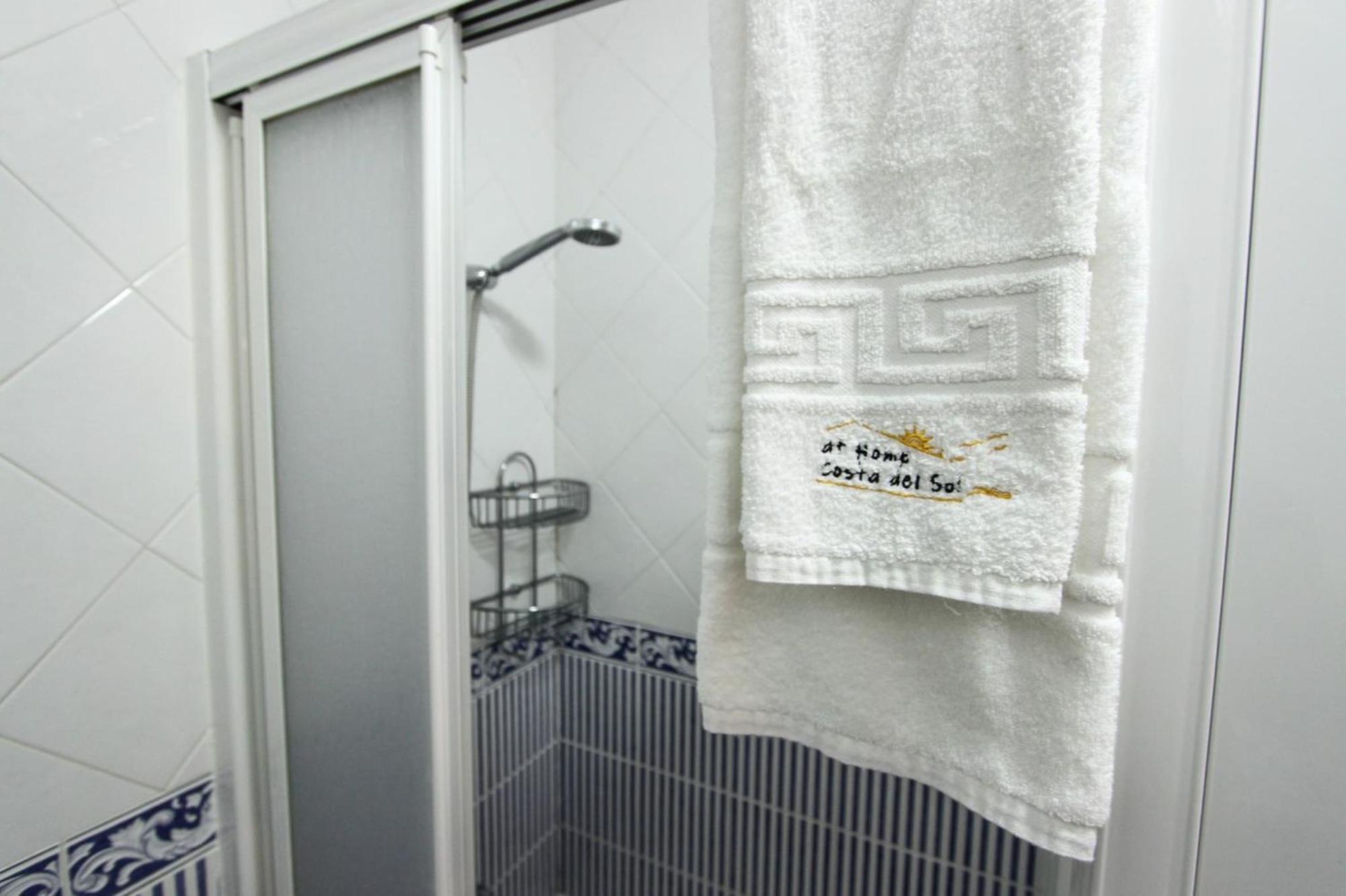 Apartamento Valencia At Home Торокс Екстериор снимка