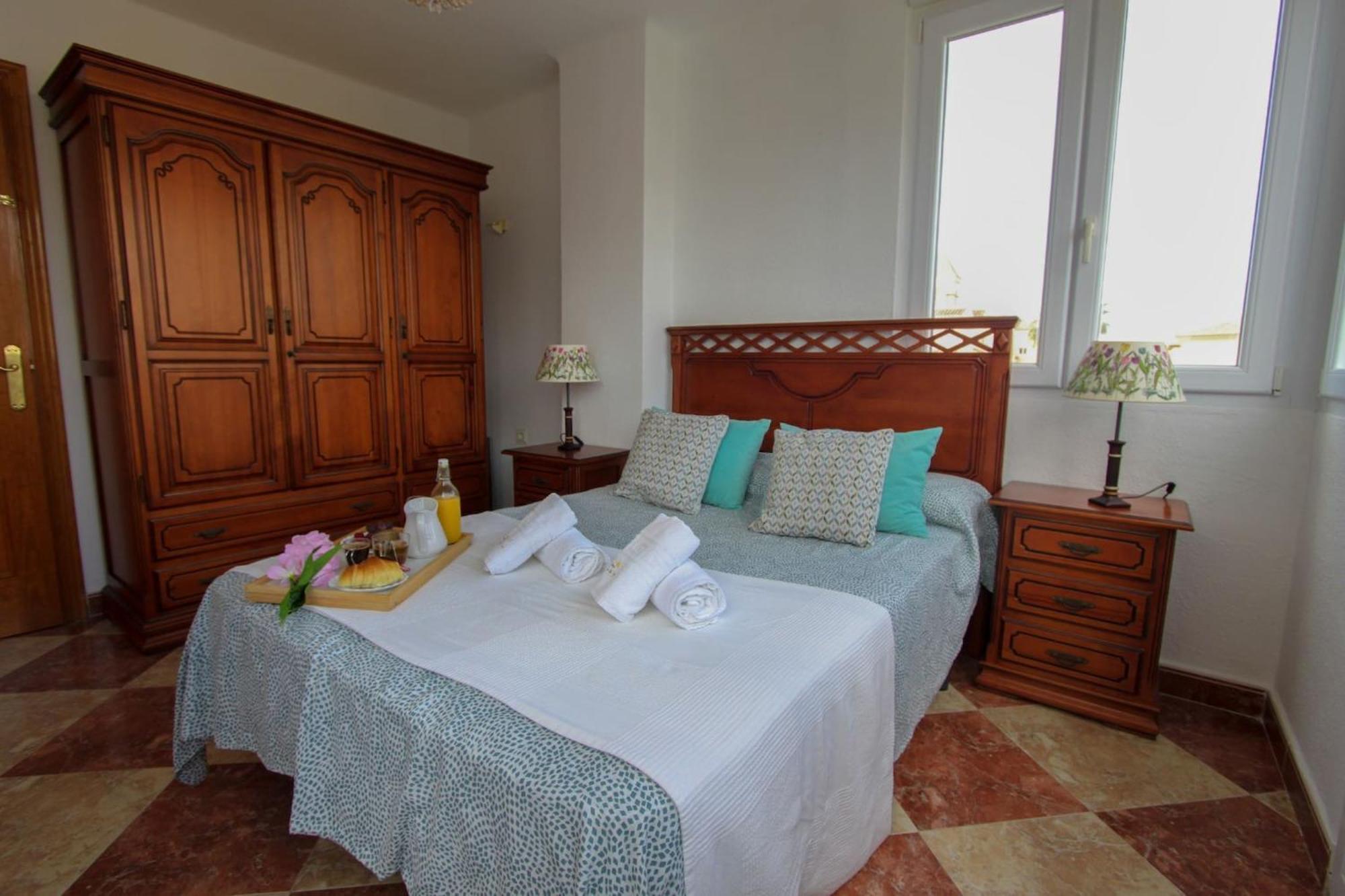 Apartamento Valencia At Home Торокс Екстериор снимка